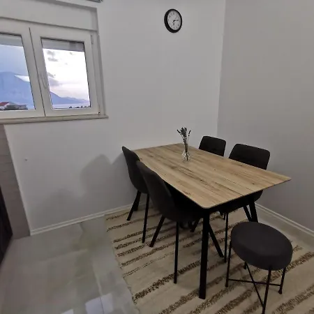 Apartment Mala Plaza