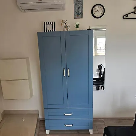 Mala Plaza Apartman Podaca